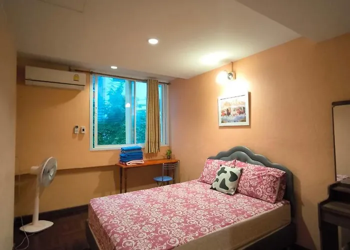 ゲストハウス Santo House 3*